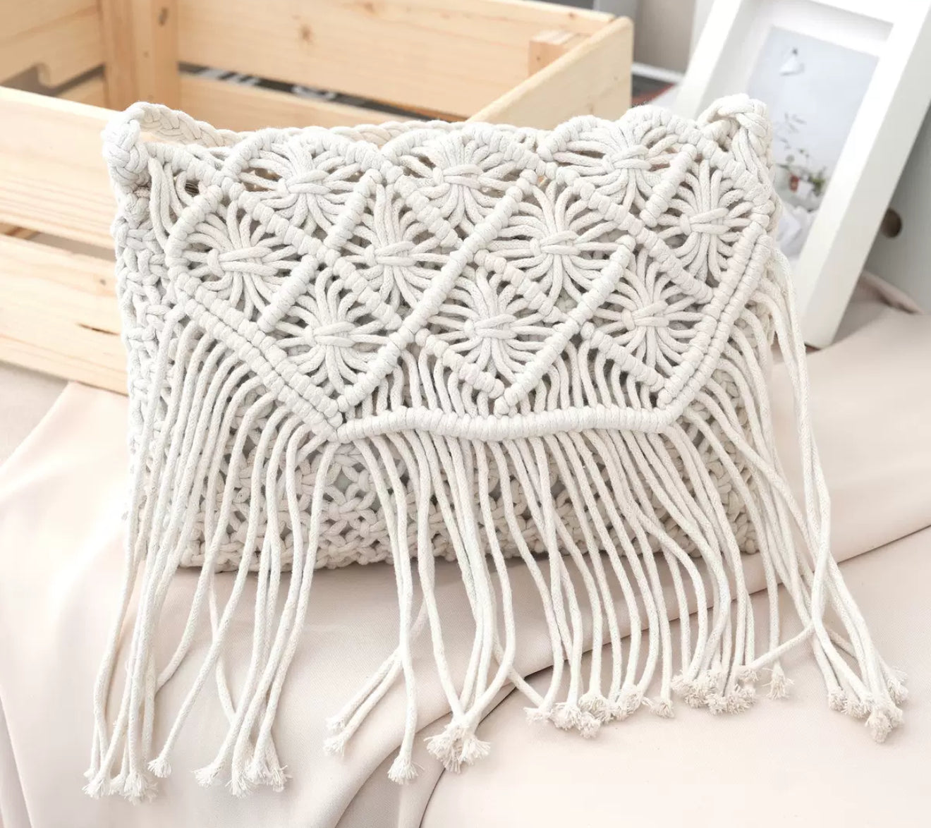 Macramé Fringe Shoulder Bag – Boho Woven Purse (Sand / Ivory)